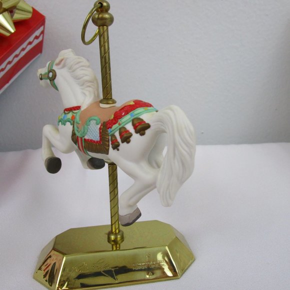 Hallmark 1993 Christmas Ornament Tobin Farley Carousel 2nd in Series with Stand - Picture 8 of 14